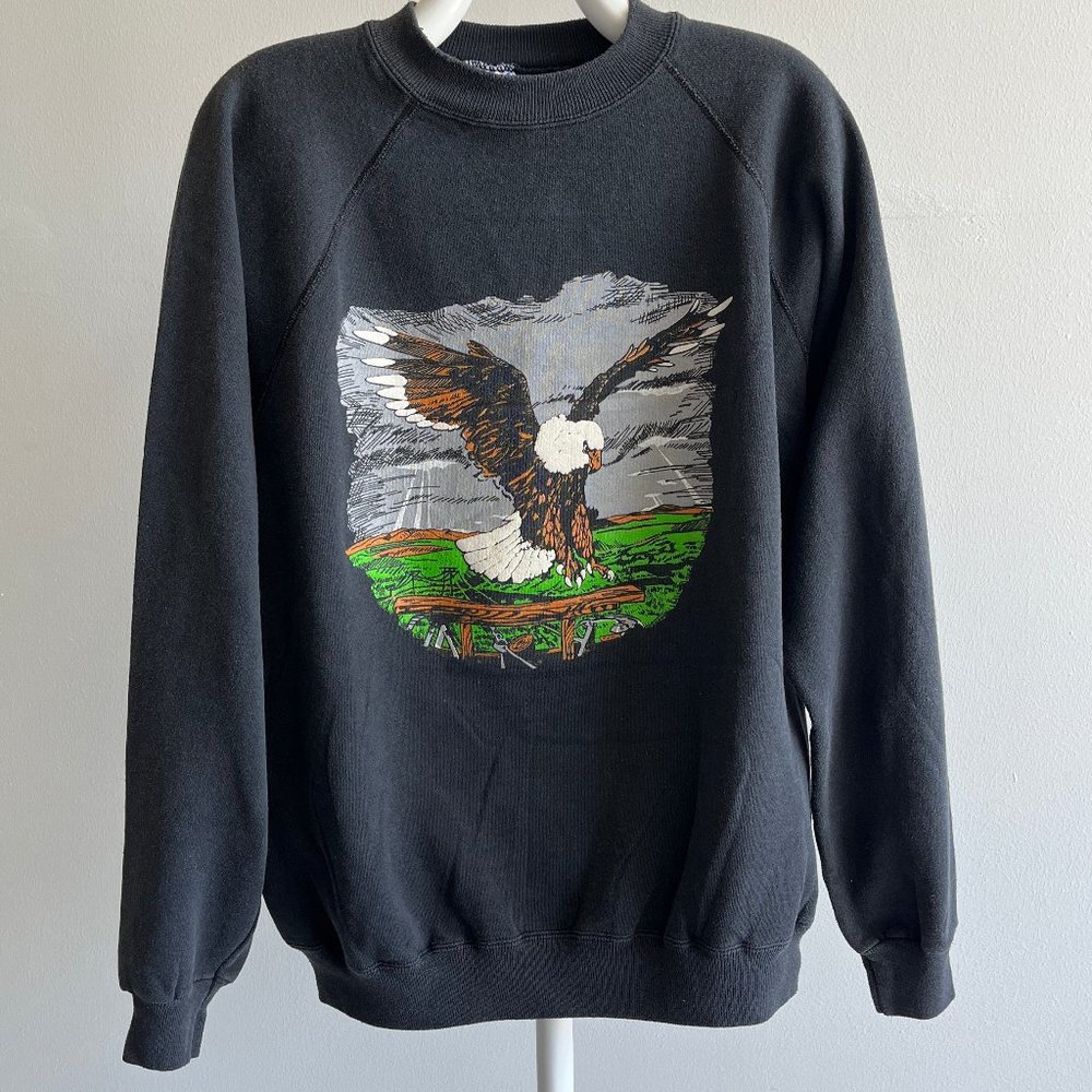 1980's Eagle Graphic Sweatshirt Size Medium